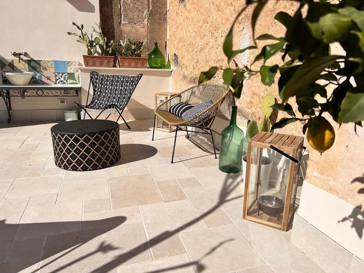 Sikelikos Apartment Noto Italy